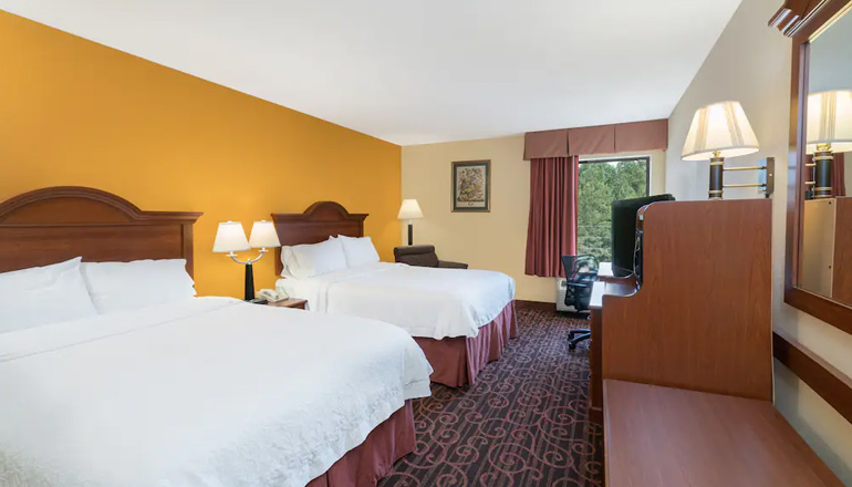 Queen Beds